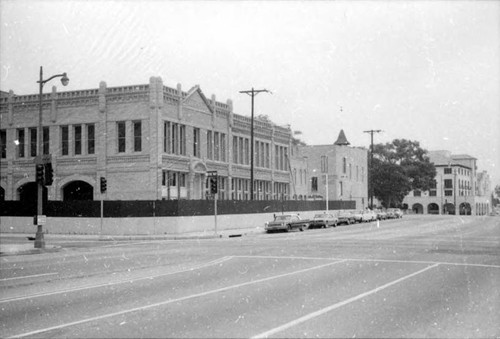 Garnier block, Los Angeles Street