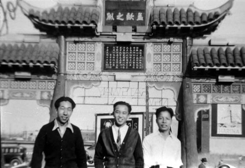 Mr. Louie, Jim Wong and Raymond Chow in Chinatown at the North Broadway gate