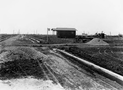 Hubbard Avenue and Whittier Boulevard (Belvedre Gardens Square)