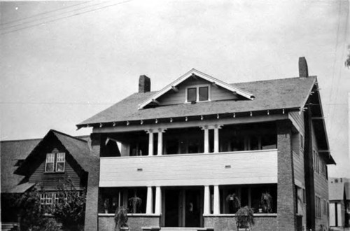 Lung Yep's apartments, full view of front