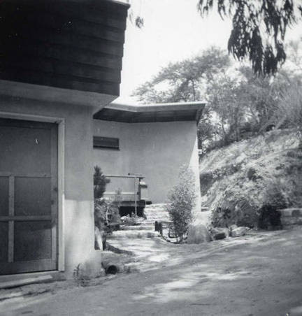 The front of the house and garage completed (Spencer Chan Family)