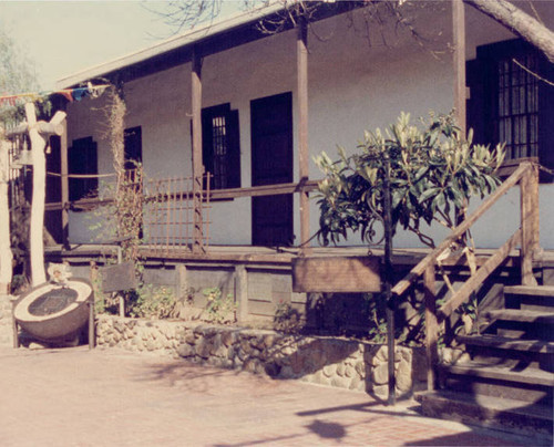 Avila Adobe Olvera Street facade