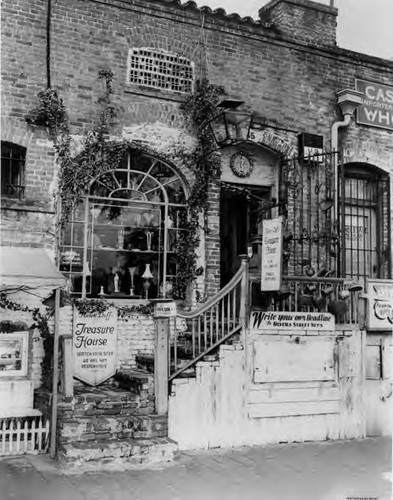 Photograph of "Helen Duff's Treasure House"