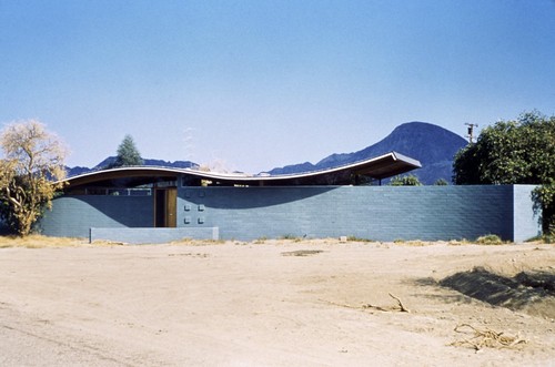 Mlies C. Bates house: exterior