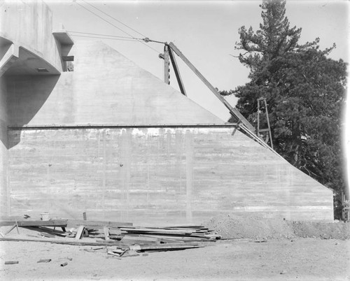 Close up view of 100-inch telescope foundation pier wall, Mount Wilson Observatory
