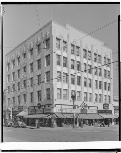 Slavin Building, 14 North Fair Oaks, Pasadena. 1935