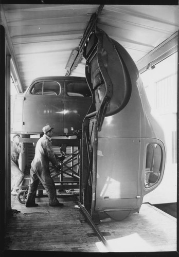 Studebaker assembly plant, Loma Vista Avenue, Los Angeles. 1936