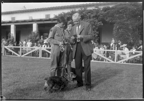 Pet show, Polytechnic Elementary School, 1030 East California, Pasadena. June 1939