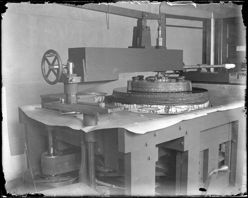 Grinding and polishing machine at the Mount Wilson Observatory Optical lab, Pasadena