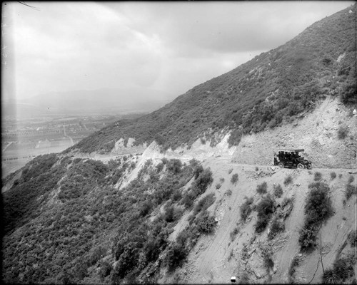 Mount Wilson auto stage line/mail truck traveling on the Mount Wilson toll road