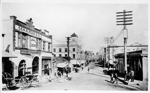 San Pedro, looking North on Beacon St., 1905