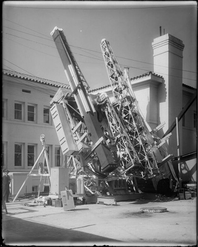 50-foot interferometer mount, with cameras, in front of Mount Wilson Observatory's machine shop, Pasadena