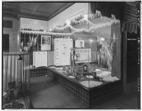 H.L. Miller Company display of appliances, 60 North Raymond, Pasadena. 1926