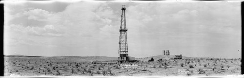 Oil derrick, Kettleman Hills, Kings County. January 1923