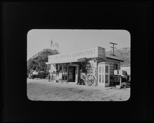 Potters Topanga Trading Post, Topanga Canyon, California