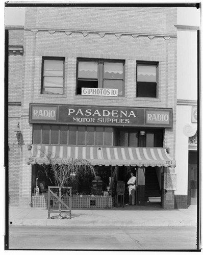 Pasadena Motor Supplies, 51 West Colorado, Pasadena. 1930