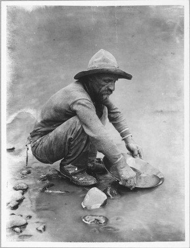 Placer miner on the Colorado River near Lee’s Ferry