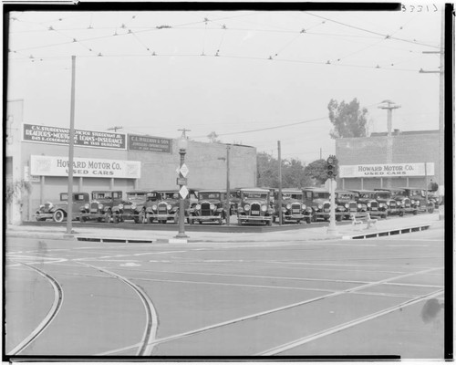 Howard Motor Company used car lot, 1241 East Colorado, Pasadena. 1931