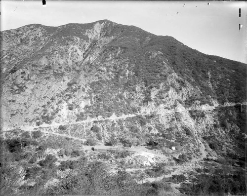 The foot of a trail up to Mount Wilson