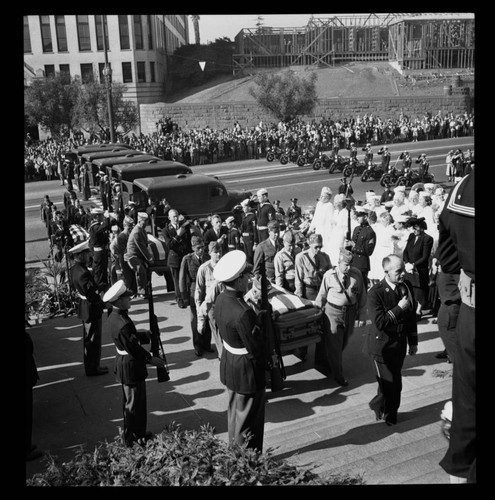 Funeral for World War II servicemen, downtown Los Angeles
