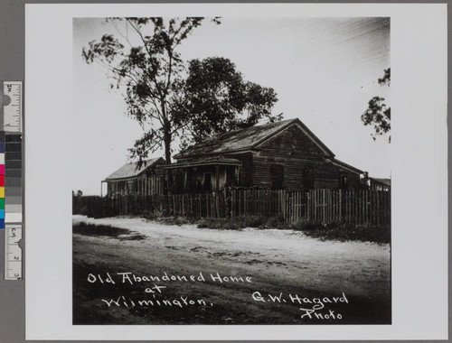 Old abandoned home at Wilmington