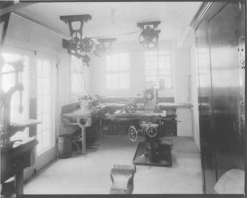 Interior of the machine shop at Hale Observatories, Pasadena