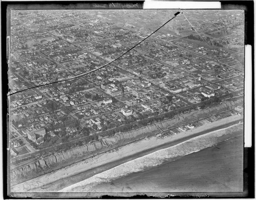 Aerial view of residential section north of Santa Monica Pier