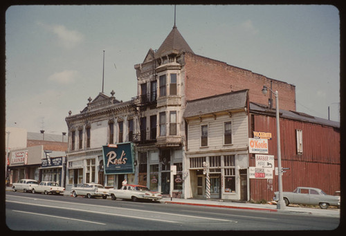 Old Victorian on North Broadway