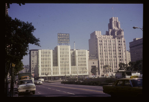 5th Street between Olive and Hill Streets