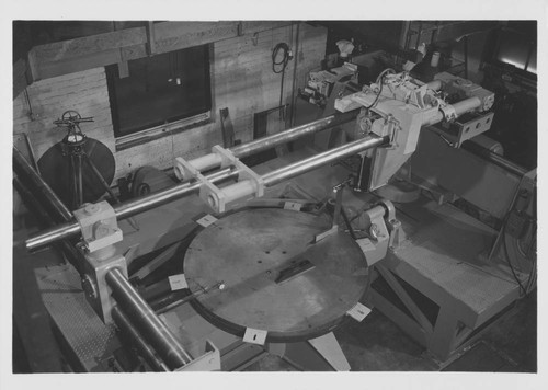 Grinding machine used for the Palomar 60-inch mirror, at the Hale Observatories' Pasadena machine shop