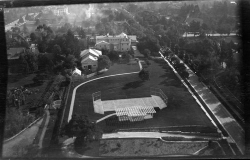 Aerial photograph of a residential area of Pasadena. November 10, 1913