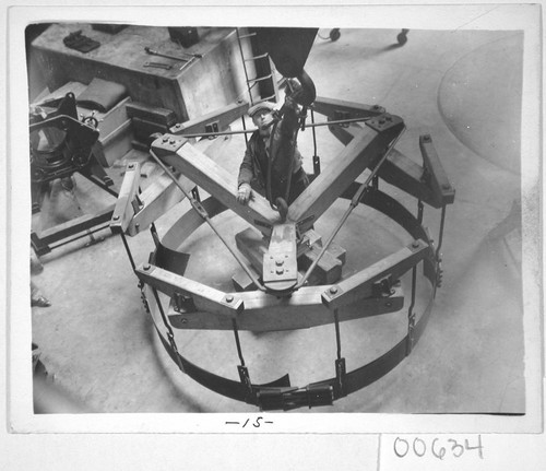 Preparing a lifting device for moving the 100-inch telescope mirror, Mount Wilson Observatory