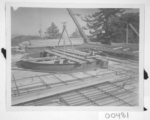 Construction of the main floor of the 100-inch telescope foundation pier