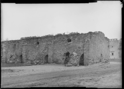 San José y San Miguel de Aguayo. Granary