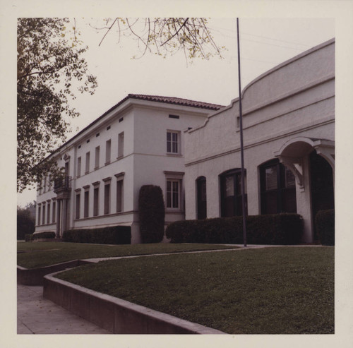 Color photograph of Mount Wilson Observatory's office building and instrument shop, on Santa Barbara Street, Pasadena