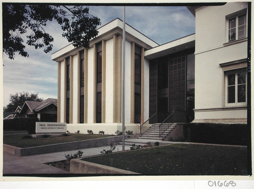 Hale Observatories office building new wing and main entrance, Pasadena