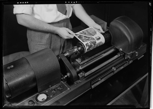 Telephotograph sending machine, Los Angeles Times, Los Angeles. 1941