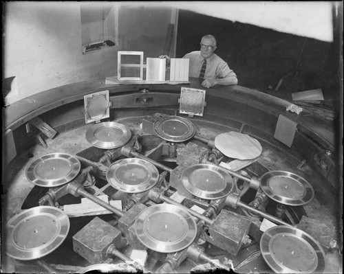 The new 100-inch mirror support system, Mount Wilson Observatory