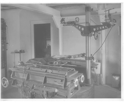 Top portion of the 75-foot spectrograph, Mount Wilson Observatory