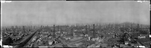 Signal Hill oil field, facing north and east. December 27, 1922