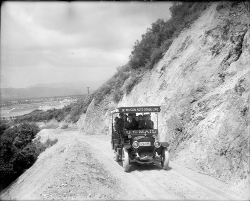 Mount Wilson Auto Stage Line / U.S. Mail truck on Mount Wilson toll road