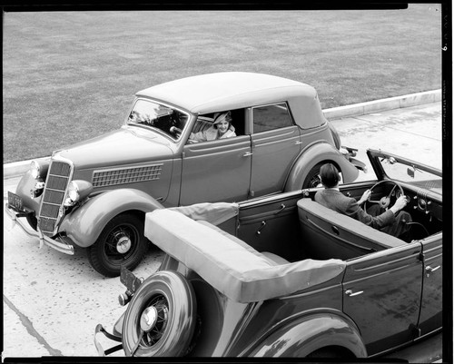 Ford convertible sedans. 1935