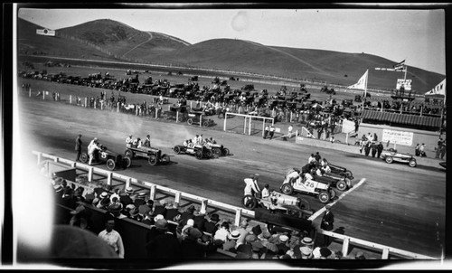 Auto racing at Ascot Speedway, City Terrace, Los Angeles