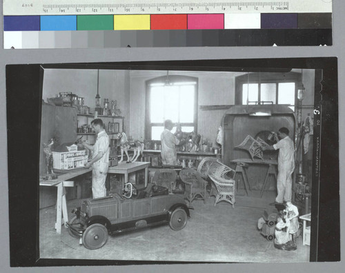 Making toys for Christmas, May Co., Broadway and 8th, Los Angeles. 1929