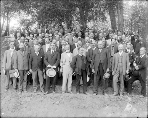 Group photograph of the attendees of the fourth conference of the International union for Co-operation in Solar Research