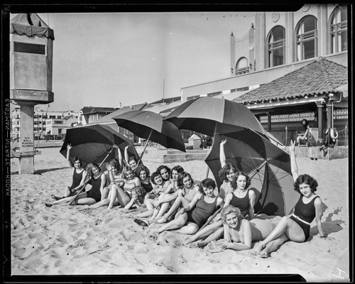 Women posing on the sand, Club Lido, Santa Monica