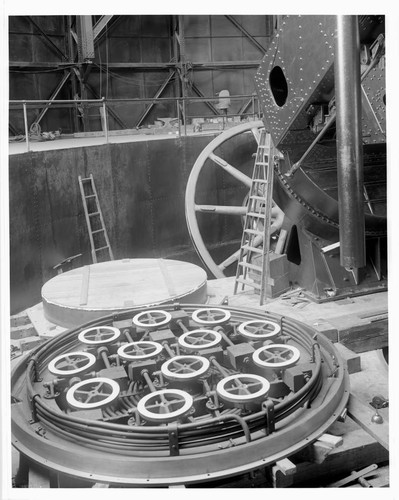 Lower portion of the 100-inch telescope mirror cell