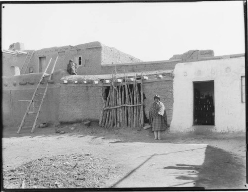 Unidentified pueblo. [Variant.]