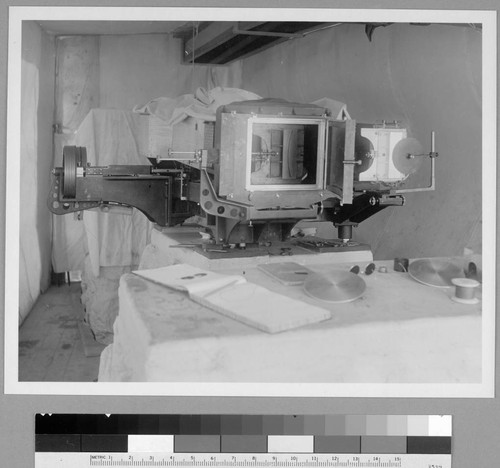 The five-foot spectroheliograph, Mount Wilson Observatory