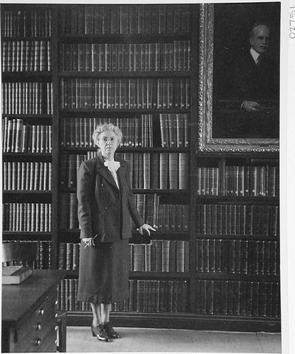 Elizabeth Connor standing in the Mount Wilson Observatory Library, Pasadena